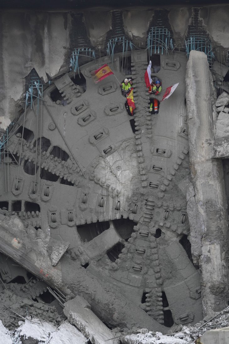 Tunel po przebiciu. Fot. GDDKiA